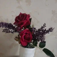 گل و گلدان