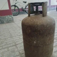 کپسول گاز به همراه رگلاتور