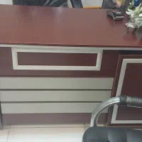 فروش فوری میز و صندلی اداری