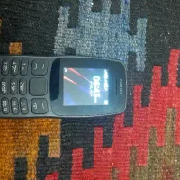 گوشی ساده و اندروید کارکرده و در حد نو