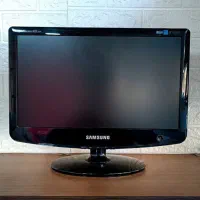 مانیتور های سامسونگ ، ال جی ، اچ پی و ..|قطعات و لوازم جانبی رایانه|قم, انسجام|دیوار