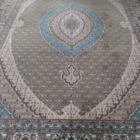 دوتا فرش ۹متری و۶متری