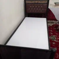 تخت خواب یک نفره