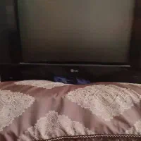 یک عددتلوزیون ال جی ۳۲اینچ