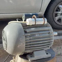 الکتروموتور ۱.۵ اسب ۱۴۰۰ دور|ماشین‌آلات صنعتی|مشهد, مقدم|دیوار