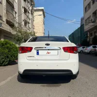 سراتو۲۰۰۰اتومات فول آپشنال مدل۹۷کم کارکردآنتیک|خودرو سواری و وانت|رشت, منظریه|دیوار