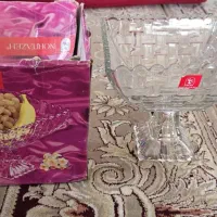 تعدادی ظروف اشپزخانه نو
