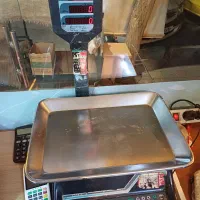 ترازو محک اصلی در حد نو