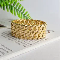 زیورآلات زنانه و اسپرت