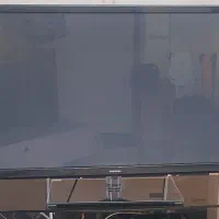 تلوزیون سامسونگ ۴۳ اینچ پلاسما سری 43F4950 میز