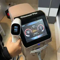 کیلینیک زیبایی (پوست ،مو ،لیزر )|خدمات آرایشگری و زیبایی|اسلام‌شهر, شهرک واوان|دیوار