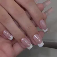 آرایشگاه تخصصی زنانه پاکسازی/کاشت ناخن/آرایش دائم|خدمات آرایشگری و زیبایی|یزد, |دیوار