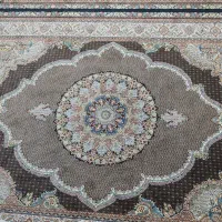 دو عدد فرش 3/5 در 2/5 و سه عدد کناره