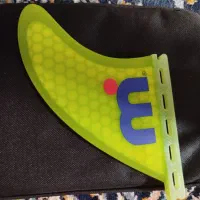 فین پدل برد .لیش موجسواری