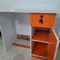 میزتحریر|میز تحریر و کامپیوتر|کومله, |دیوار