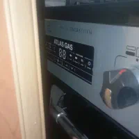 اجاق گاز در حد یک ماه استفاده شده