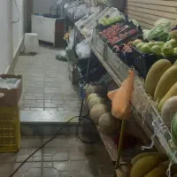 میز میوه فروشی