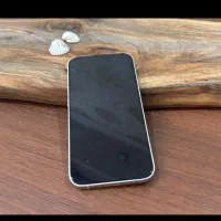 گوشی آیفون ۱۳ نرمال