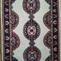 قالی دستباف با رنگ طبیعی