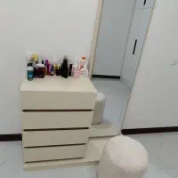 میز آرایش و پا تختی نو
