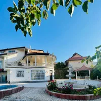 باغ لوکس با استخر سونا جکوزی ۵ خوابه کد ۱۲۲|اجارهٔ کوتاه‌مدت ویلا و باغ|شیراز, باغشهر قصر سبز|دیوار