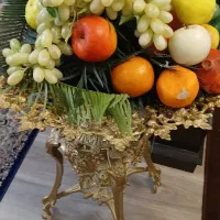 جا میوه ای کنار سالنی