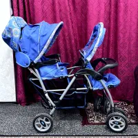 کالسکه دوقلو