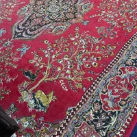 دو عدد فرش و میز تلویزونی و بالشت|فرش|چغادک, |دیوار