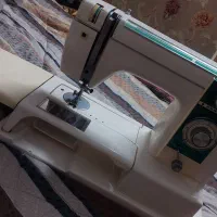 چرخ خیاطی ژانومه ۸۱۳ در حد آکبند