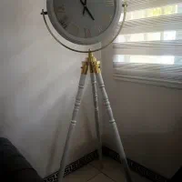 ساعت پایه دار