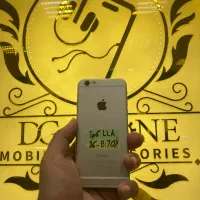 Iphone 6 طلایی تمیز ۱۶ گیگ