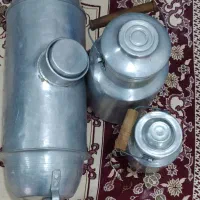 یک عدد مشک دوغ زنی و دو عدد جا شیری