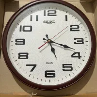 ساعت دیواری