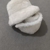 کلاه و شال‌گردن مدل فرحی