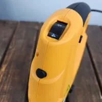 جشنواره اره عمودبر 1200 وات|ابزارآلات|قزوین, |دیوار