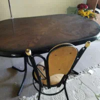 میز و صندلی