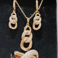 جواهرات زیبانقره وبدلیجات رنگ ثابت ازمارک  ژوپین