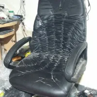 صندلی گردان بزرگ