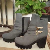 بوت و نیم بوت|کیف، کفش، کمربند|خمین, |دیوار