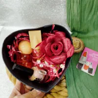 هدیه|گل مصنوعی|قرچک, باقرآباد|دیوار