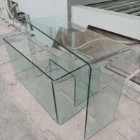 شیشه خم صنعت .میز.ویترین و..