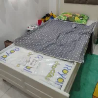 تخت تک نفره با تشک رویال