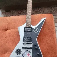 گیتار الکتریک CORT explorer silver