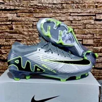 کفش فوتبال آدیداس نایک|کیف، کفش، کمربند|شیراز, انجیر|دیوار