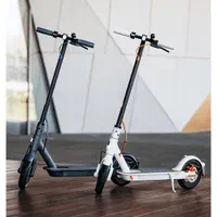 ماکیتو اسکوتر برقی شارژی طرح شیائومی فول سرعت 55|اسباب‌‌بازی|مشهد, طلاب|دیوار