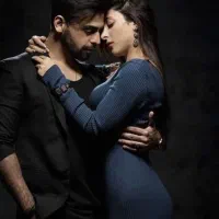 آتلیه تخصص عروس فرمالیته/ بارداری/خصوصی/هوش مصنوعی