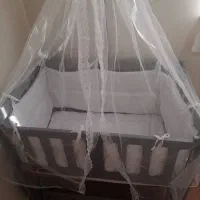 تخت وگهواره کنار مادر|تخت و صندلی بچه|کرج, شهرک نهال و بذر|دیوار