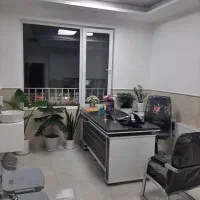 کلینیک معلم (دکتر میلاد چمبری)