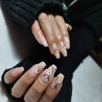 خدمات تخصصی آموزش و کاشت ترمیمVIPناخن