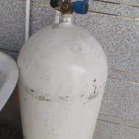 یک عدد کپسول cng